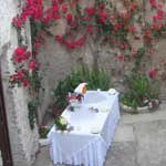  tavolo aperitivo ricevimento cortile b&b